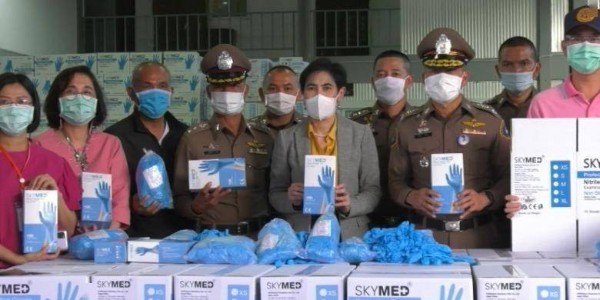 美國媒體調(diào)研發(fā)覺美國進口了數(shù)百萬已采用過的醫(yī)療手套