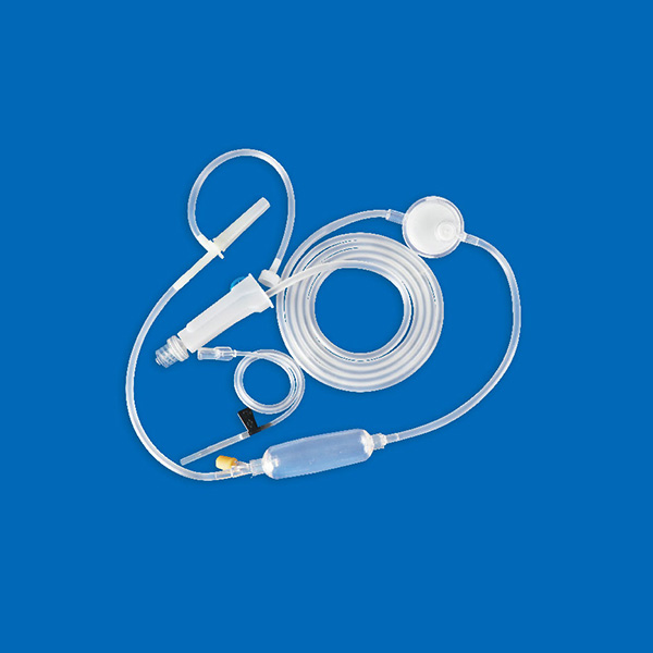 一種新式“三防”輸液器的設(shè)計與運用