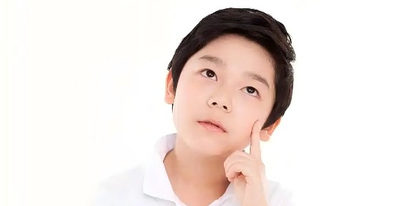 兒童液體藥放冰箱“保鮮”？大錯特錯！這些用藥誤區(qū)你家可能也踩坑了！