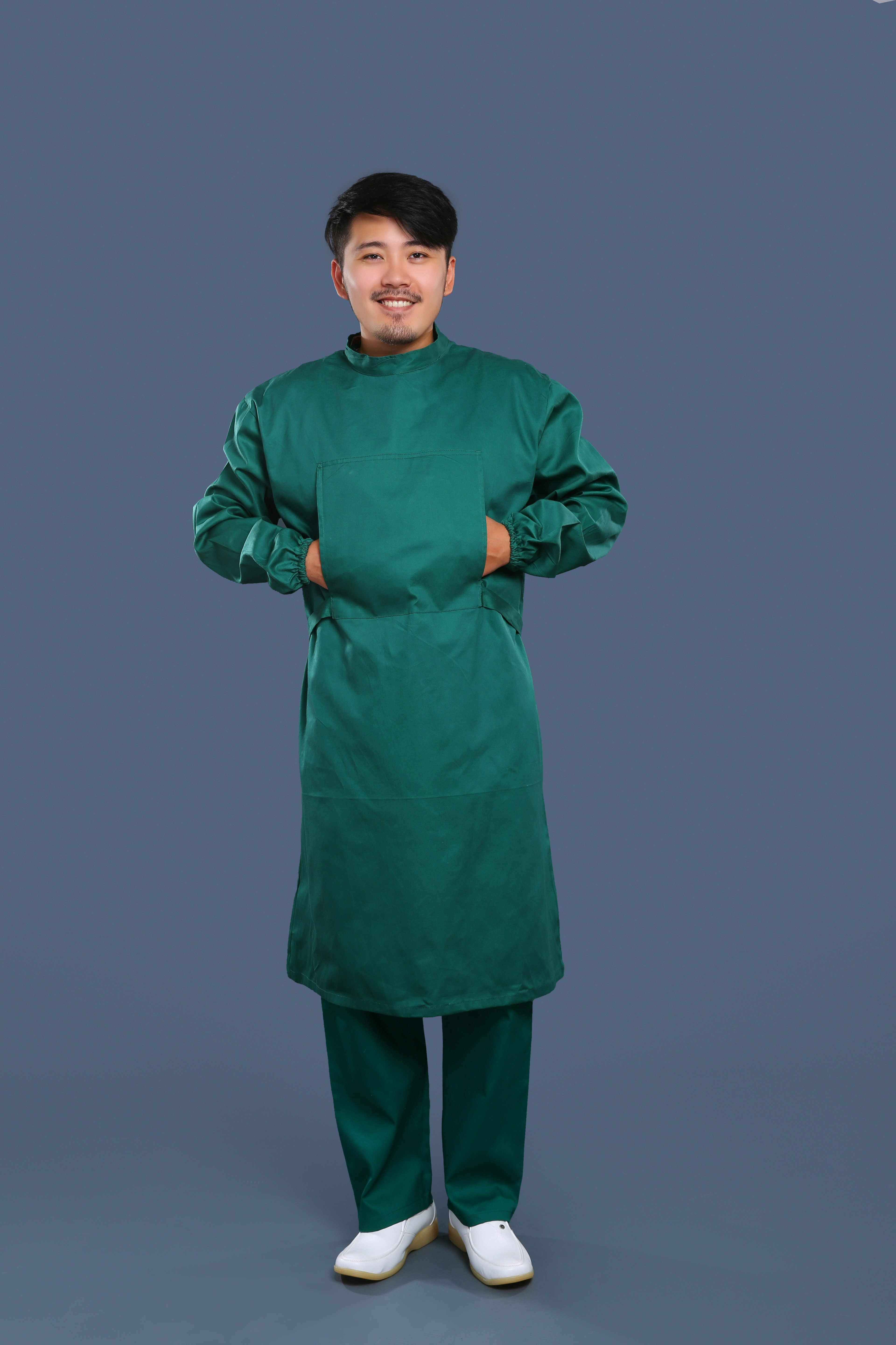 墨綠手術(shù)衣
