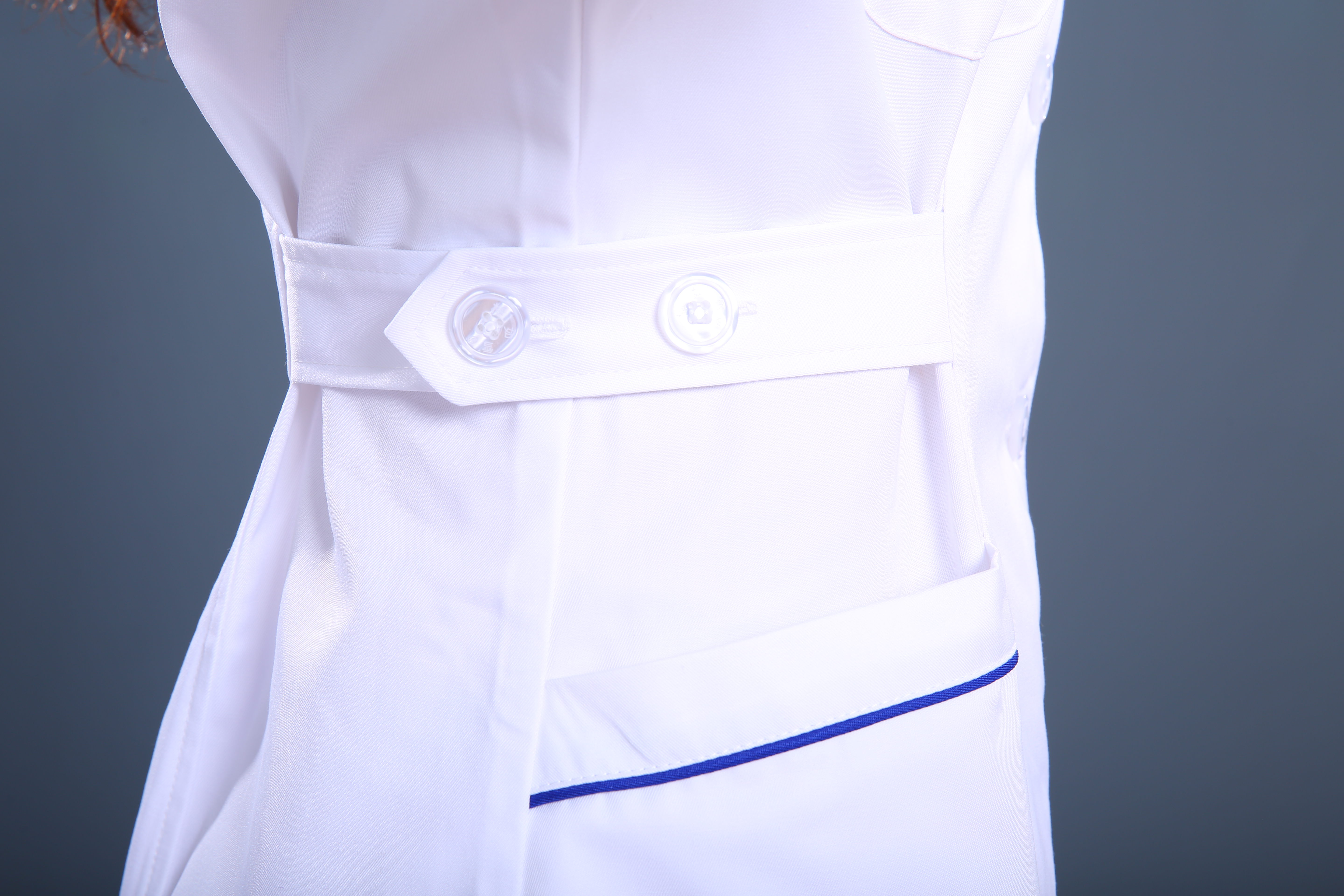 白色長款護士制服