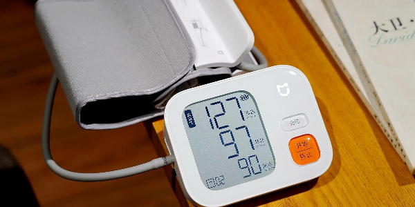 血壓計(jì)袖帶多久清洗一次？別忽視這個(gè)容易被忽略的衛(wèi)生細(xì)節(jié)